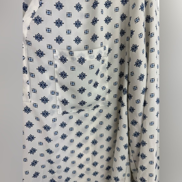 Pleione women’s white and blue printed long sleeve business casual blouse Size M - Picture 3 of 7